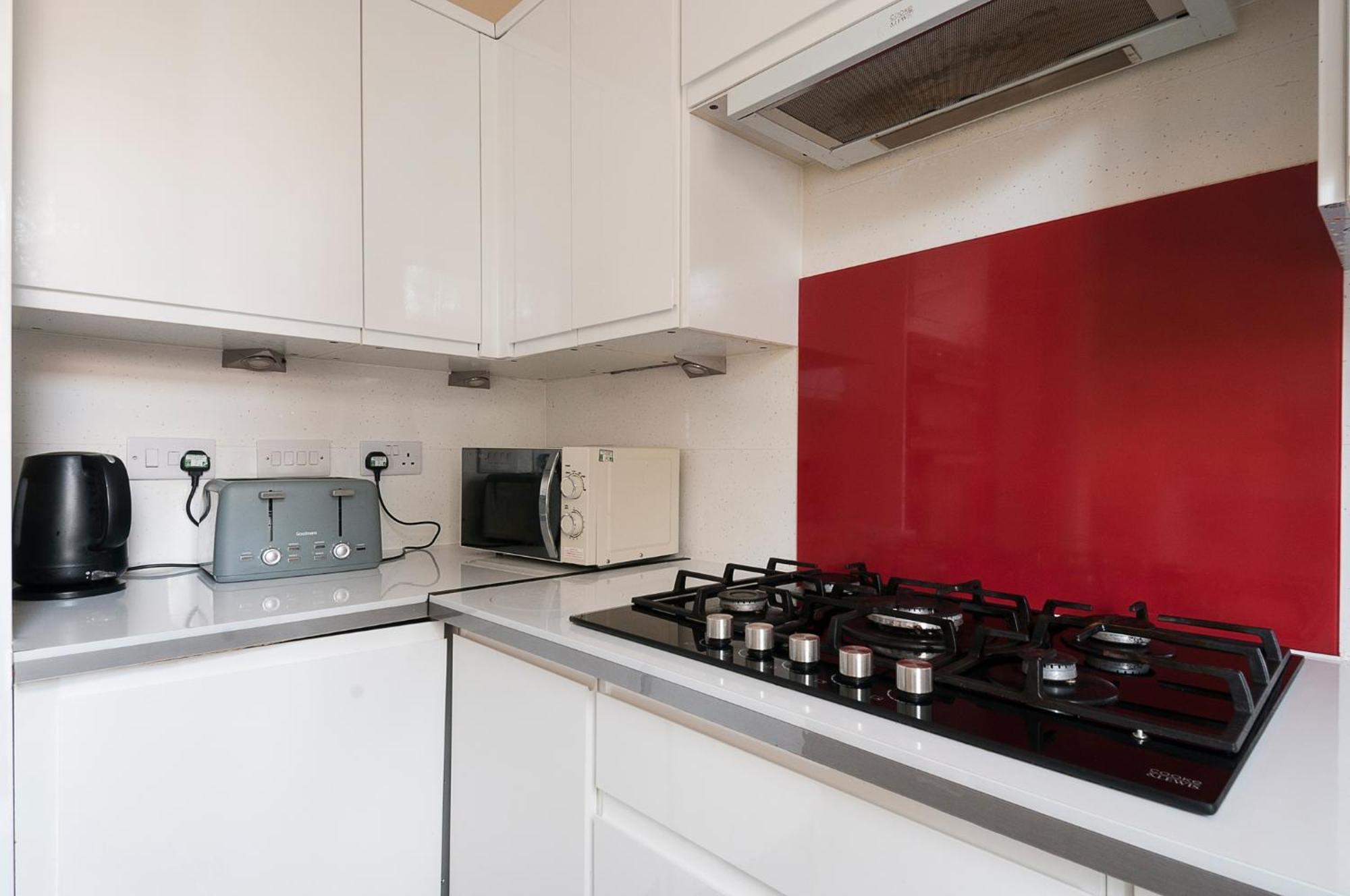 2 Bed Property, Sleeps 5, Free Parking, Near City Centre エディンバラ エクステリア 写真